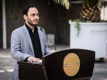سخنگوی دولت:پیشنهاد تغییر قيمت خوراک پتروشیمیها رد شد.