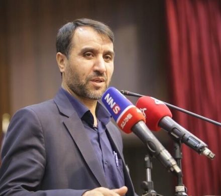 لزوم تأمین نیازهای فناورانه صنعت پتروشیمی از داخل کشور