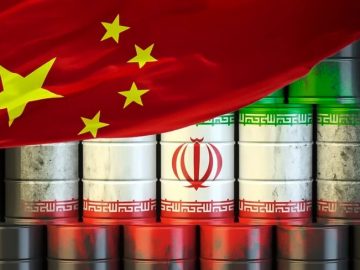 📌 افت ۵۷ درصدی تحویل نفت ایران به چین؛ کاهش ذخایر شناور به کمترین سطح در سالهای اخیر